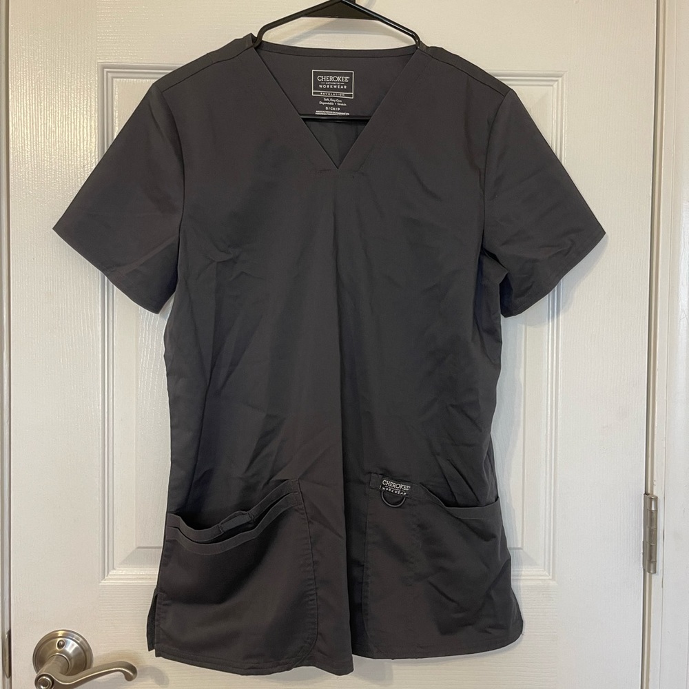 Women’s Scrub Set!